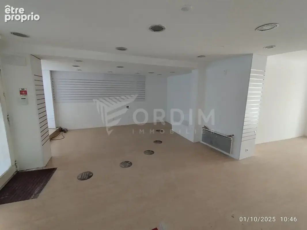 Auxerre rue fecauderie local de 83m² - photo 7