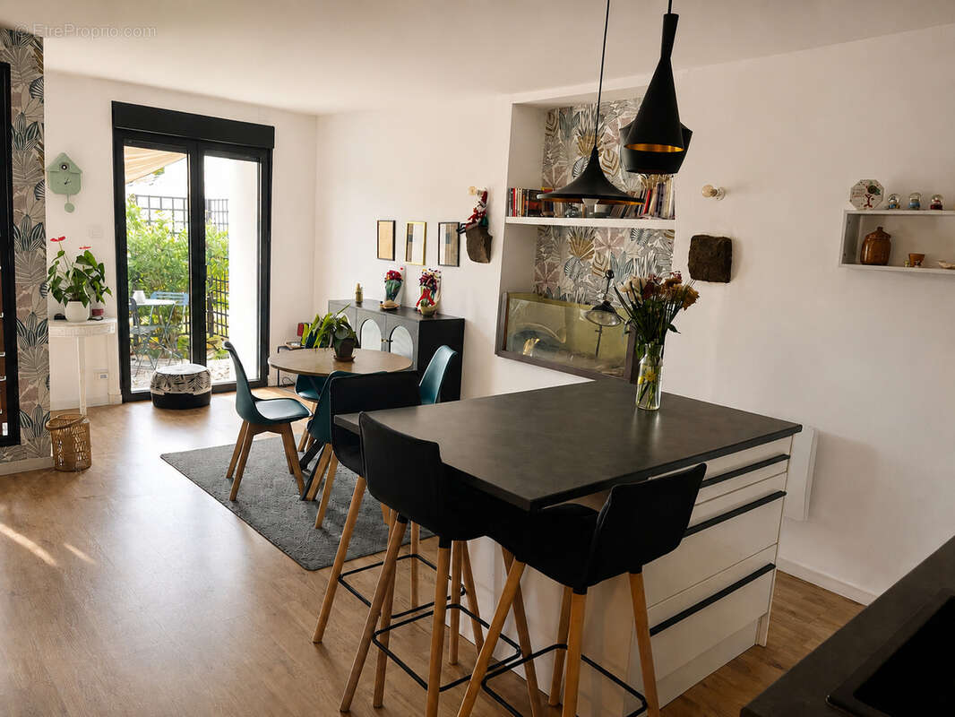 Maison à FROSSAY