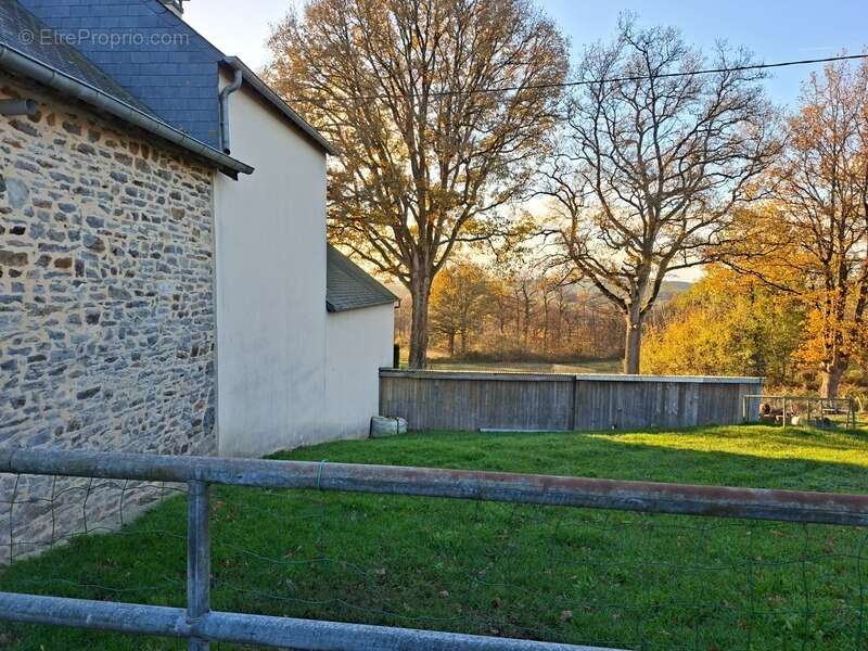 Maison à LA CROIXILLE