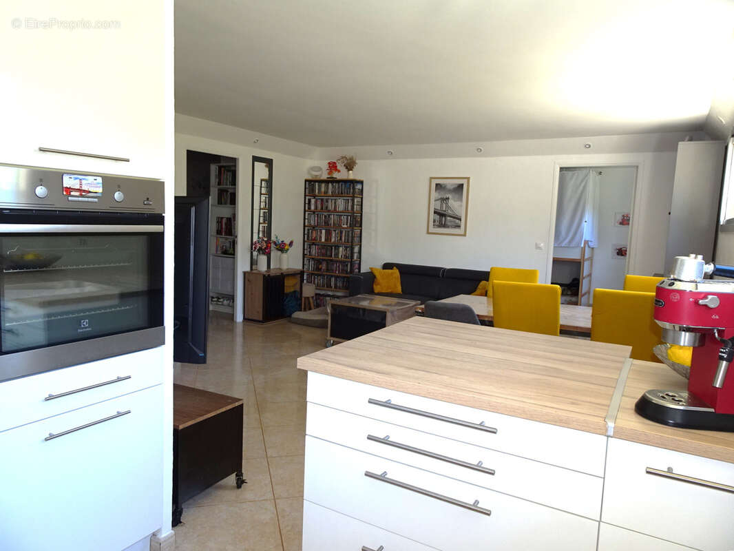 Appartement à HYERES