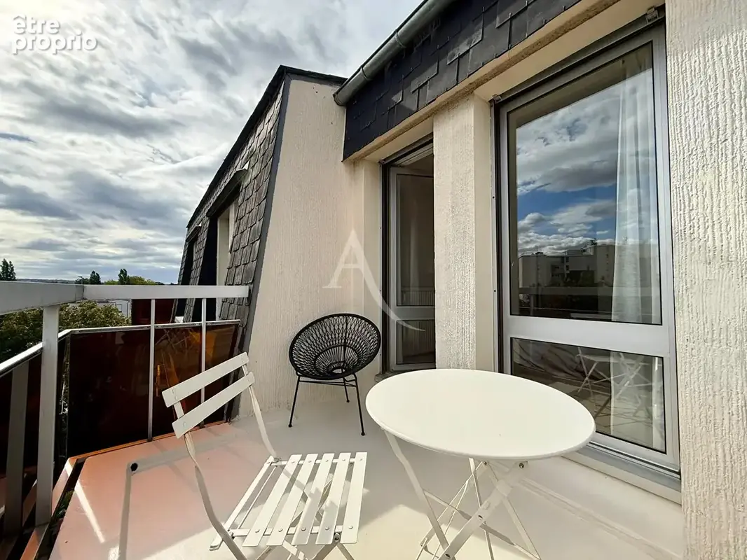 Appartement 2 pièces 50 m² Dernier étage Balcon Box Chatou - photo 15