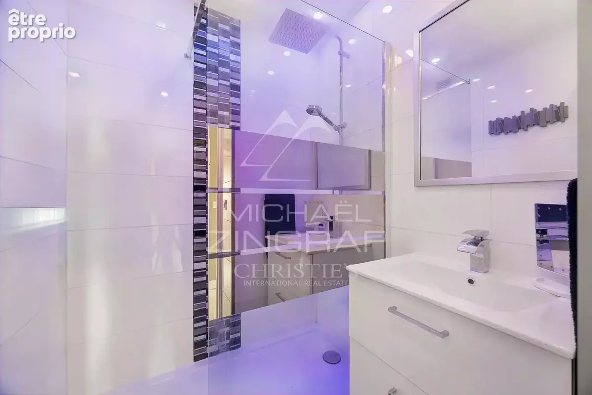 Antibes – exceptionnel appartement 7 pièces avec rooftop et vue mer panoramique - photo 27