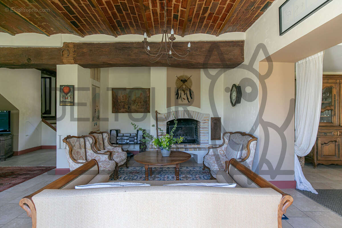 Maison à FAREMOUTIERS