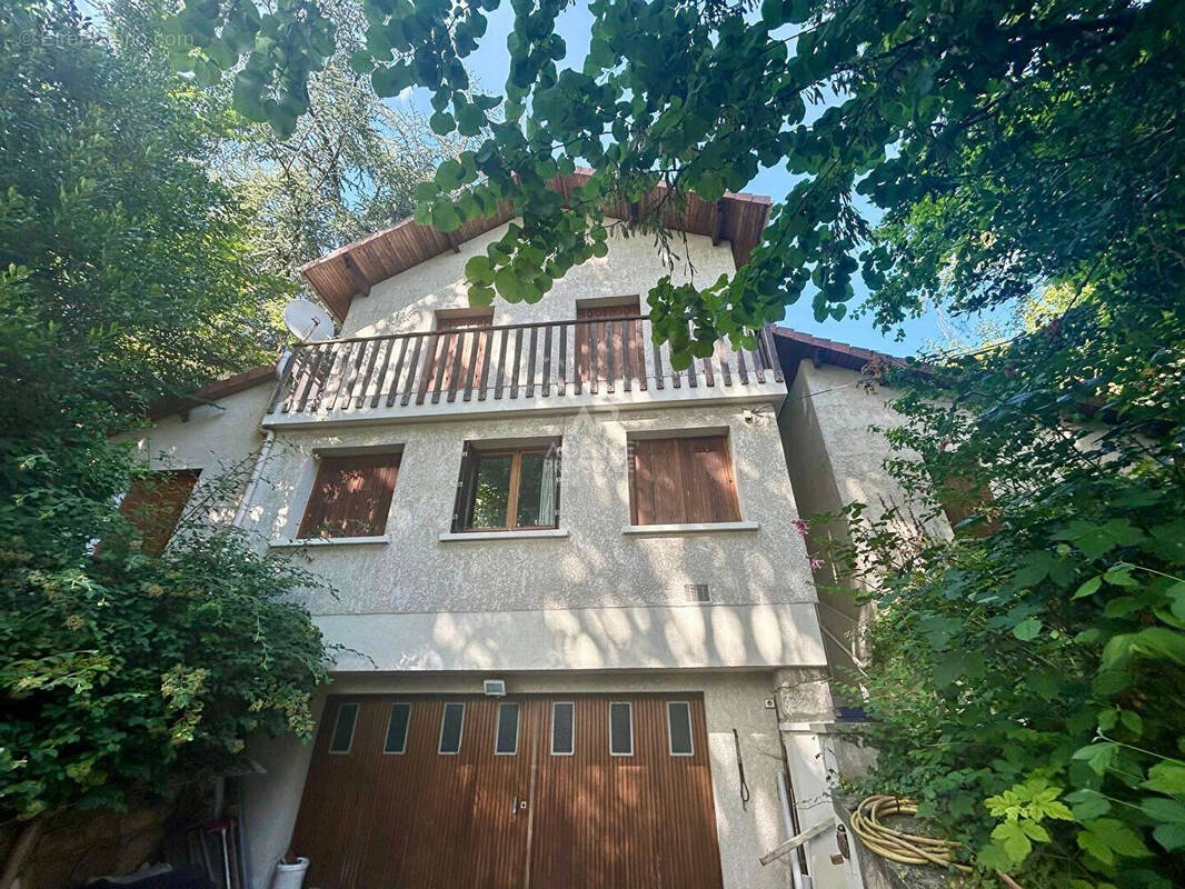 Maison à TRIEL-SUR-SEINE