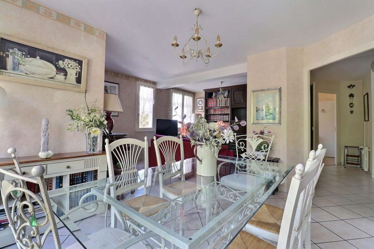 Appartement à CHAMALIERES