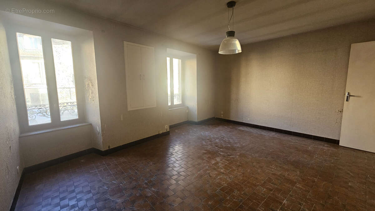 Maison à SAINT-GENIEZ-D&#039;OLT