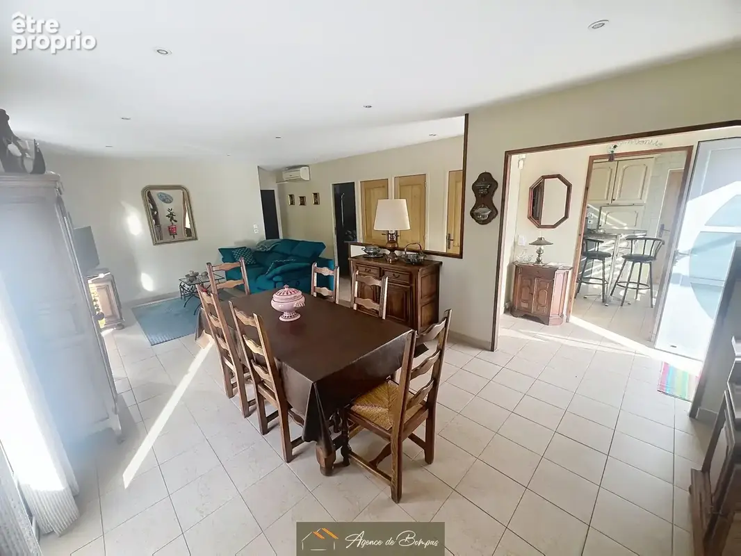 Secteur residentiel - villa 3 faces 82 m2 hbts  sur 443 m2 de terrain  -  garage -jacuzzi - photo 6