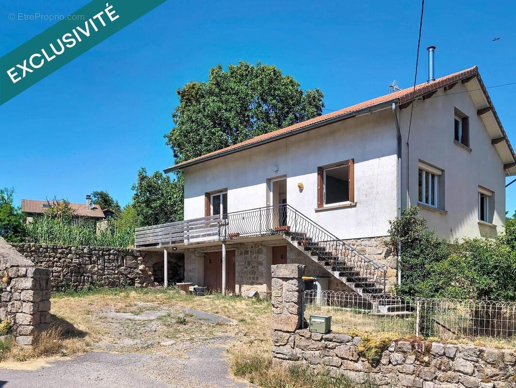 Photo 1 - Maison à ESTIVAREILLES