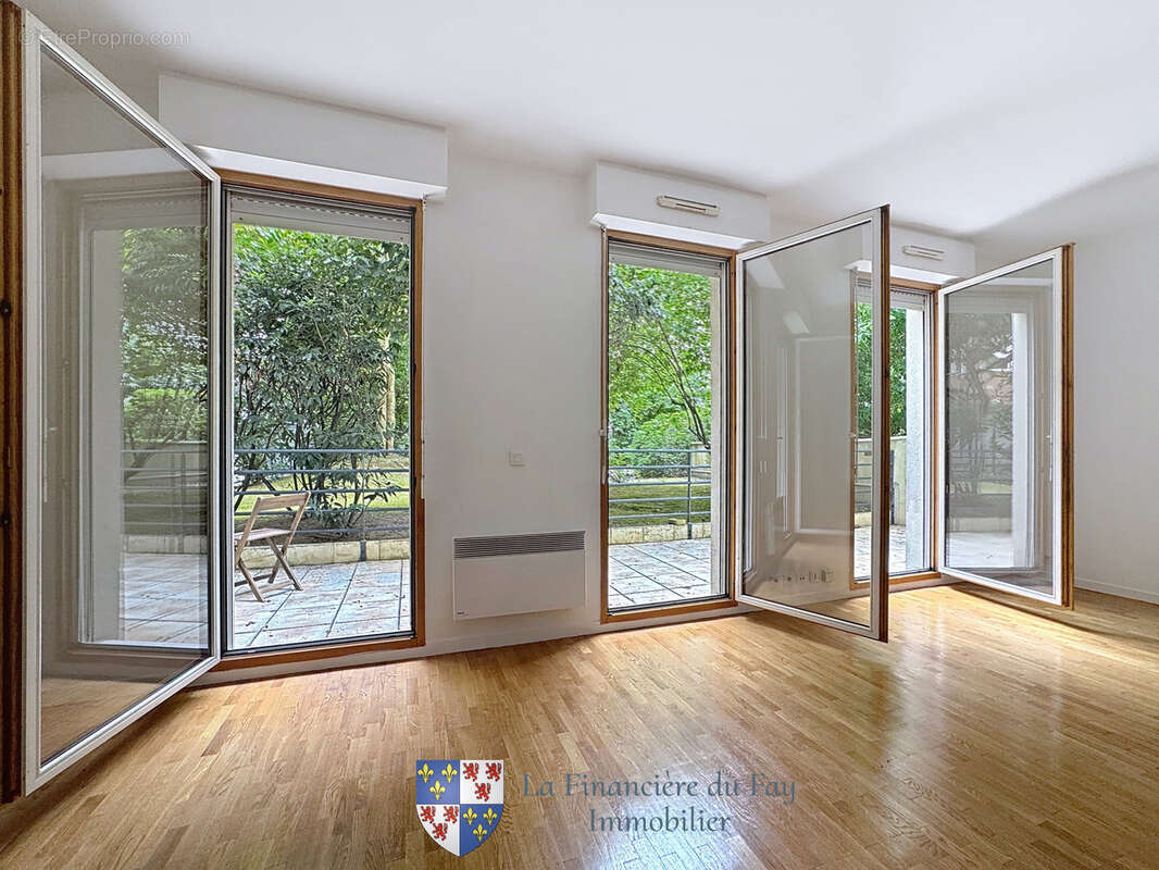 Appartement à PARIS-19E