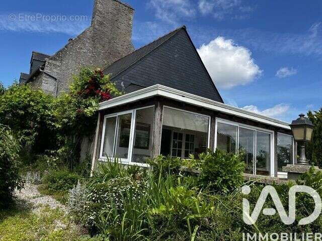 Photo 2 - Maison à LANGUENAN