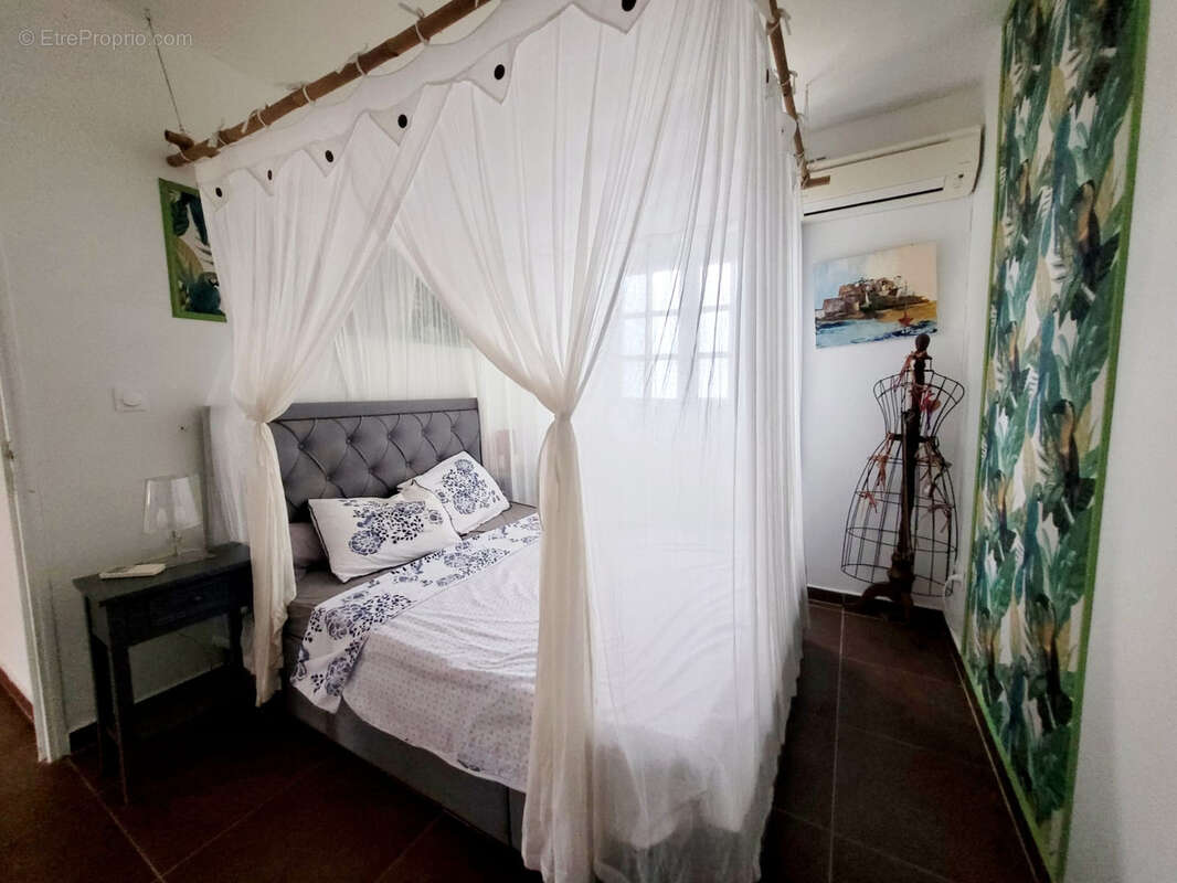 Maison à SAINTE-ANNE