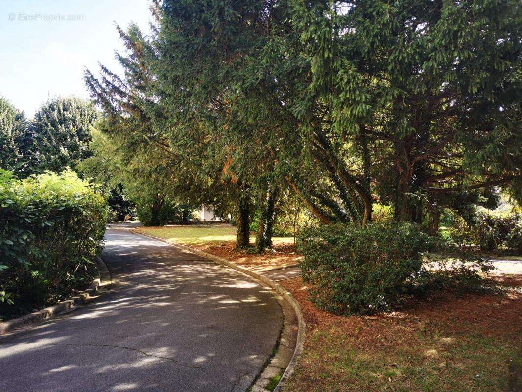 Appartement à BOIS-COLOMBES