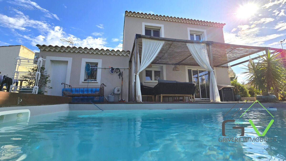 Maison 119 m² à Nages-Et-Solorgues  - photo 2