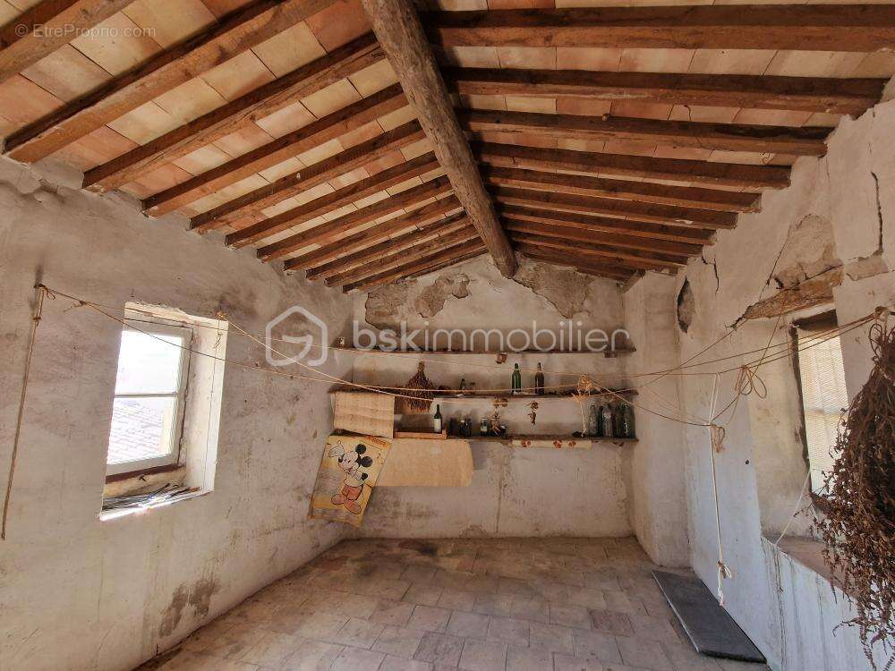 Maison de Village avec cour - photo 13