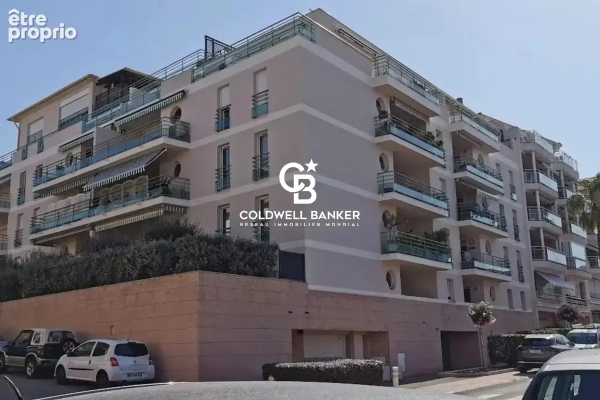Photo Appartement à Saint-Raphael au prix de 997 500€