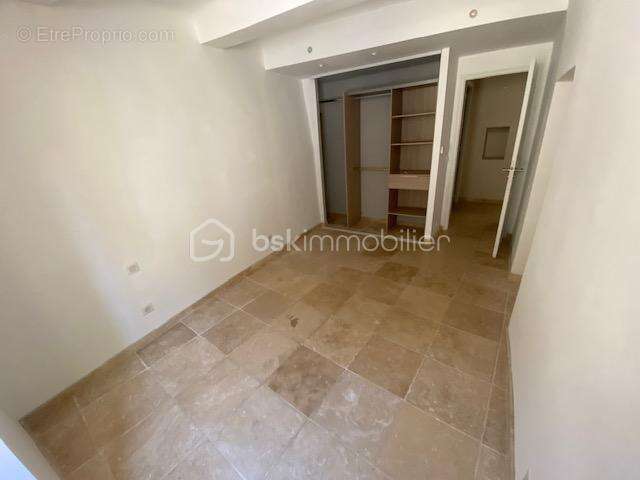 Appartement à FAYENCE