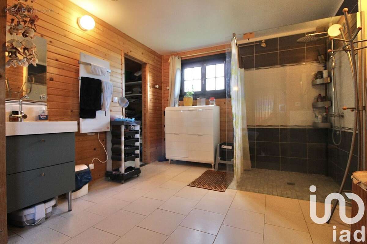 Photo 5 - Maison à VILLENEUVE-SUR-YONNE