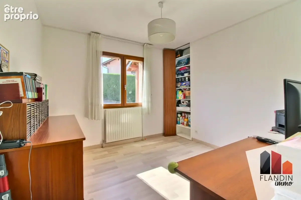 Maison 101 m² à Brignais  - photo 7