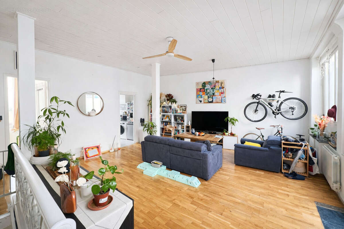 Appartement à FONTENAY-SOUS-BOIS