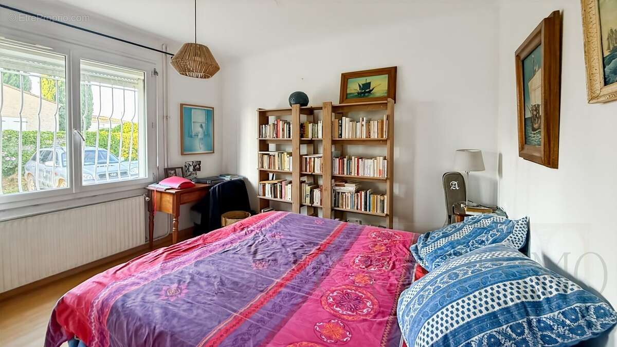 Maison à MAUGUIO