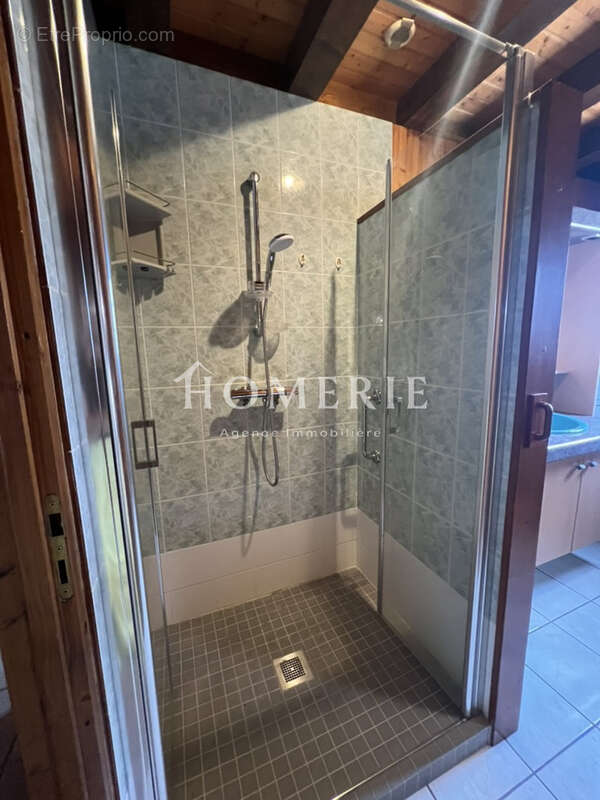 Pavillon de plain-pied avec trois chambres d'une superficie de 114m2 - photo 14