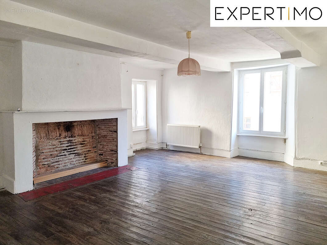 Maison atypique de 100 m2, avec petite cour. - photo 9