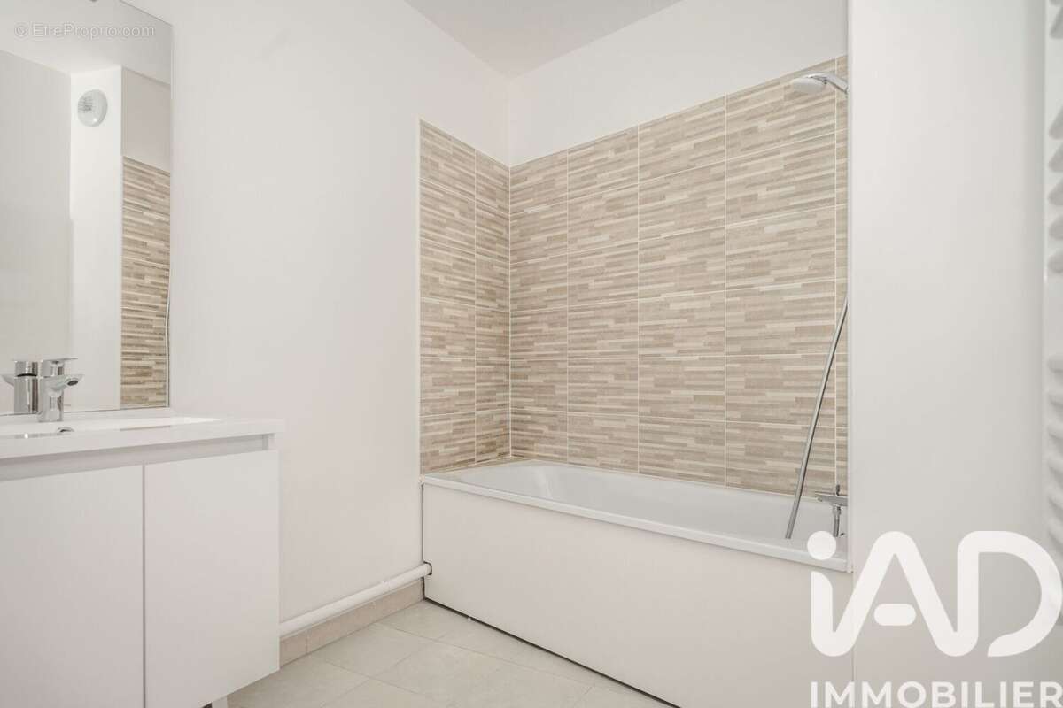 Photo 8 - Appartement à NEUILLY-SUR-MARNE