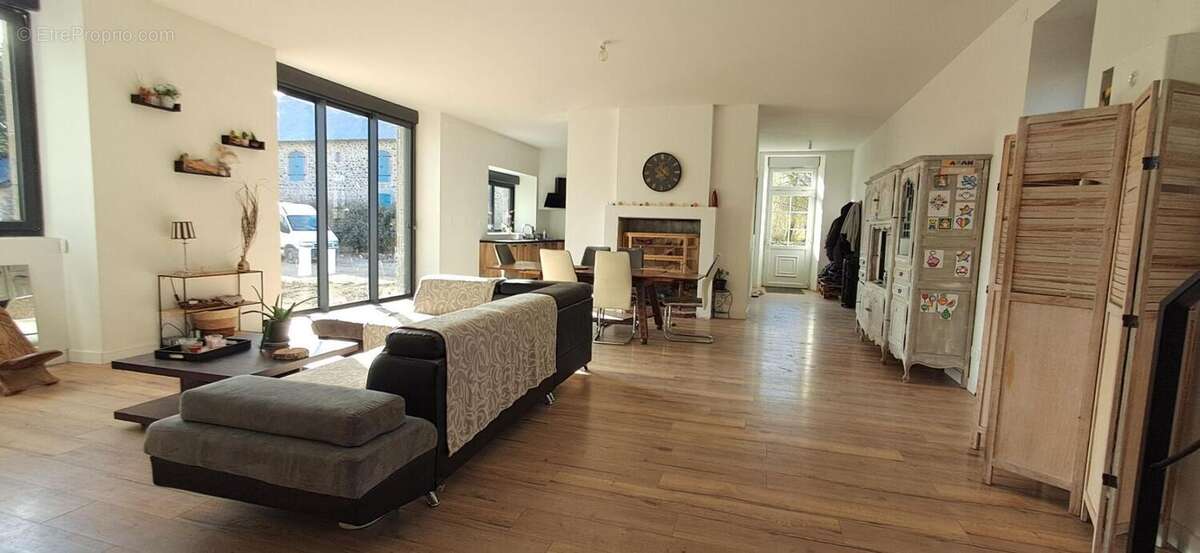 Maison à BONCHAMP-LES-LAVAL