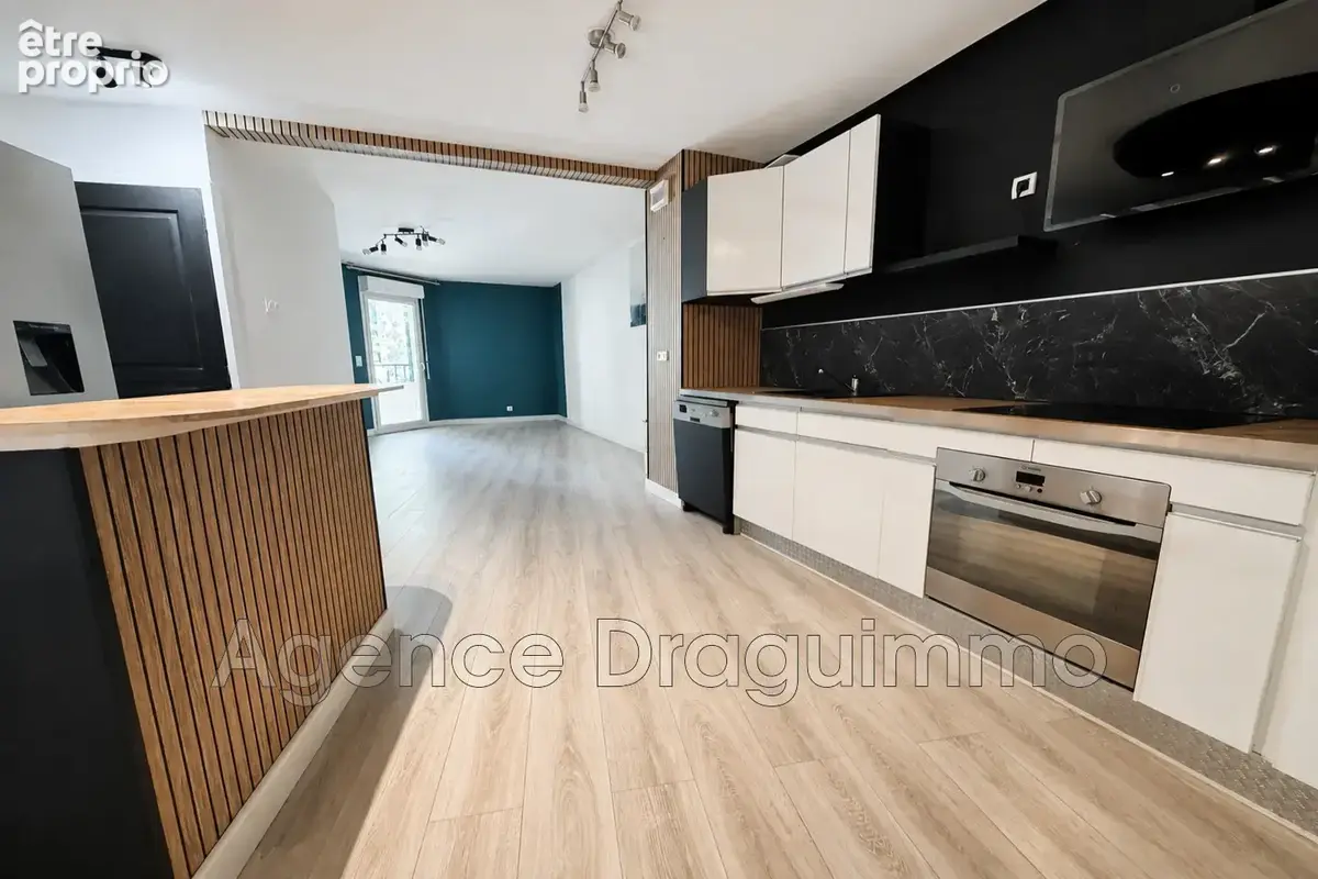 Appartement à DRAGUIGNAN