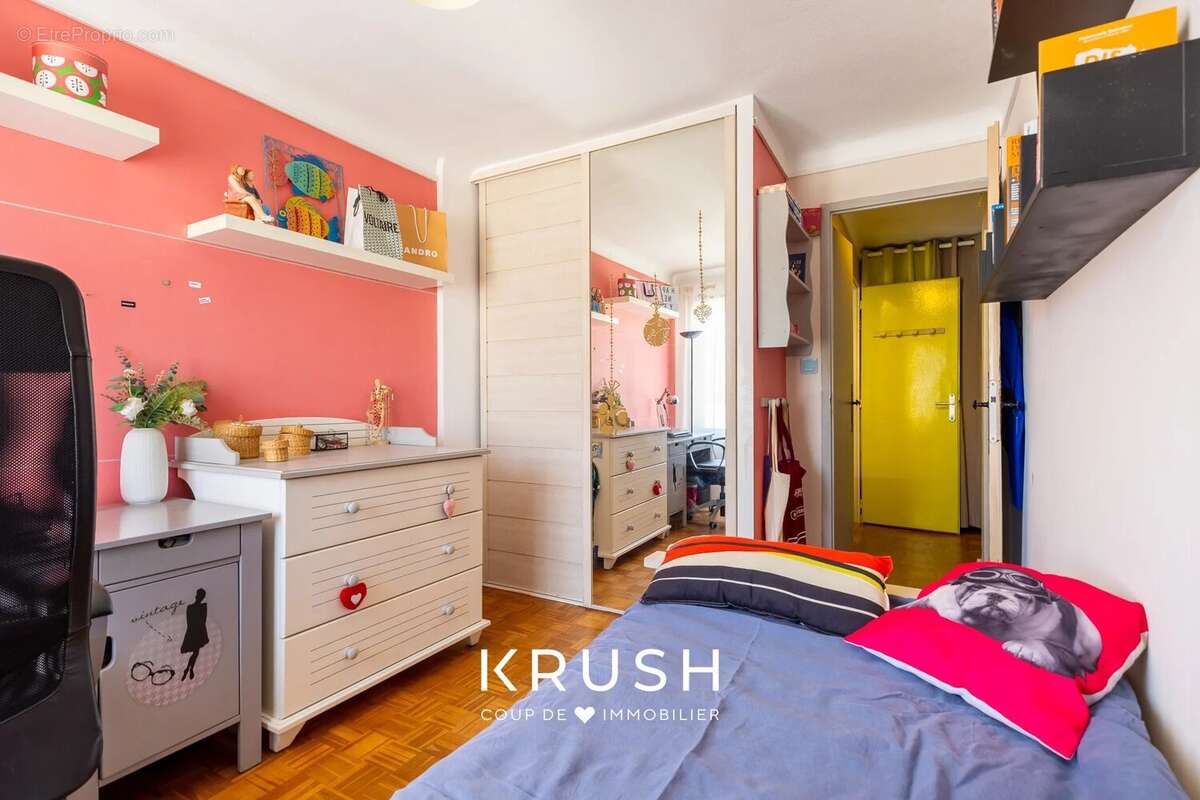 Appartement à MARSEILLE-7E