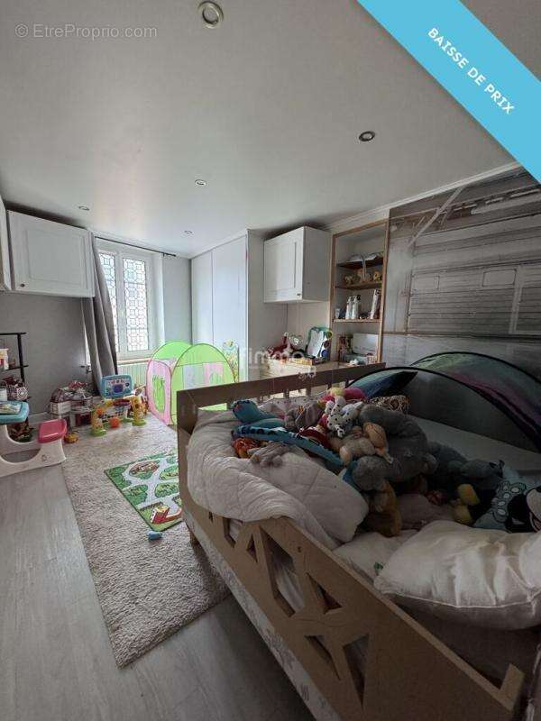 Maison à VILLENEUVE-SOUS-DAMMARTIN