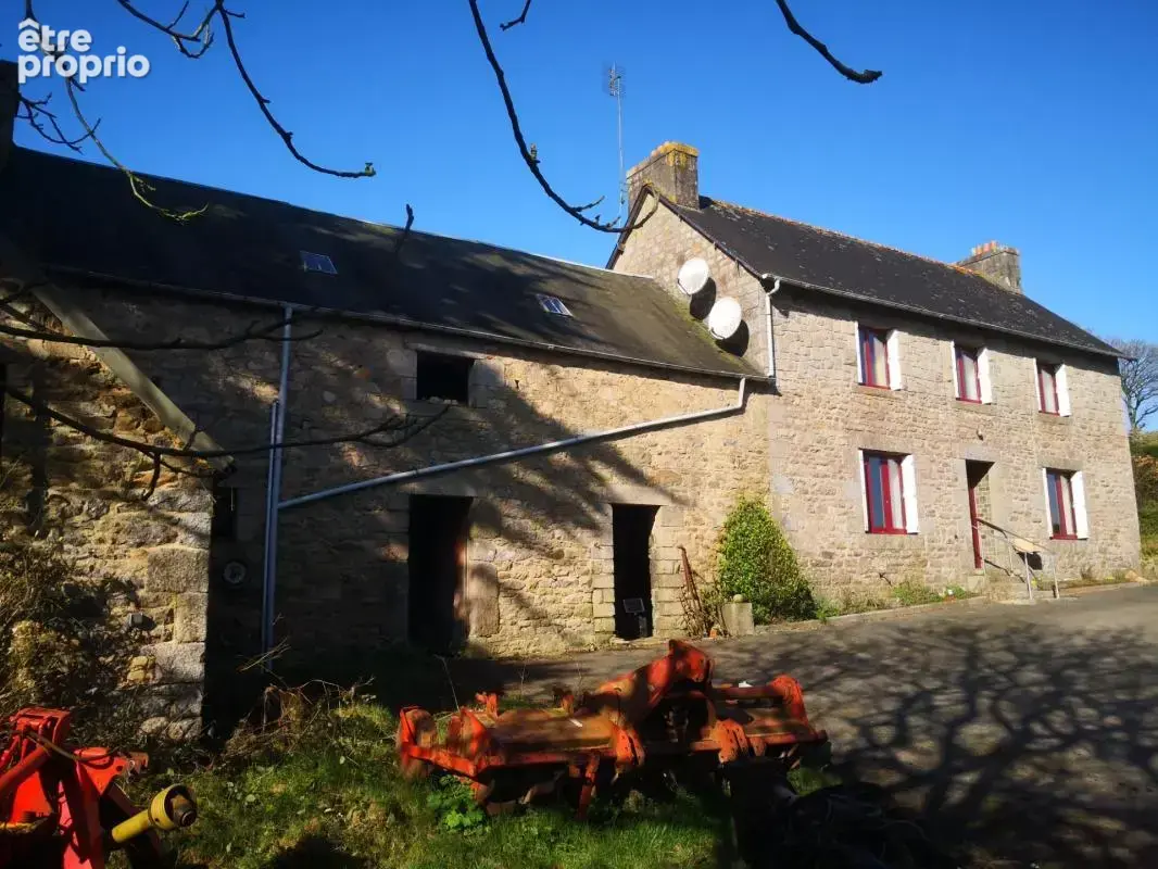 Maison à CALLAC
