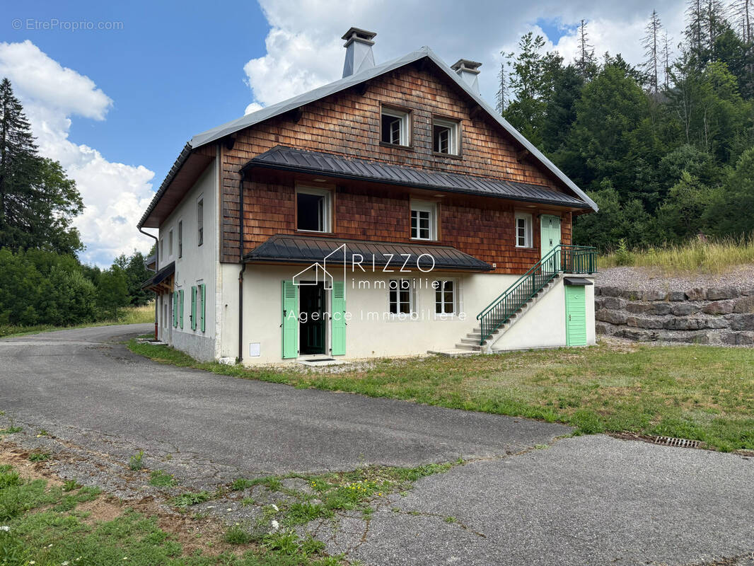 Maison à MIJOUX