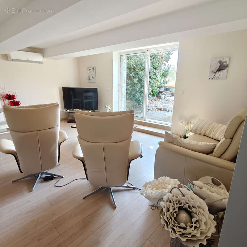 Maison à TOURREILLES