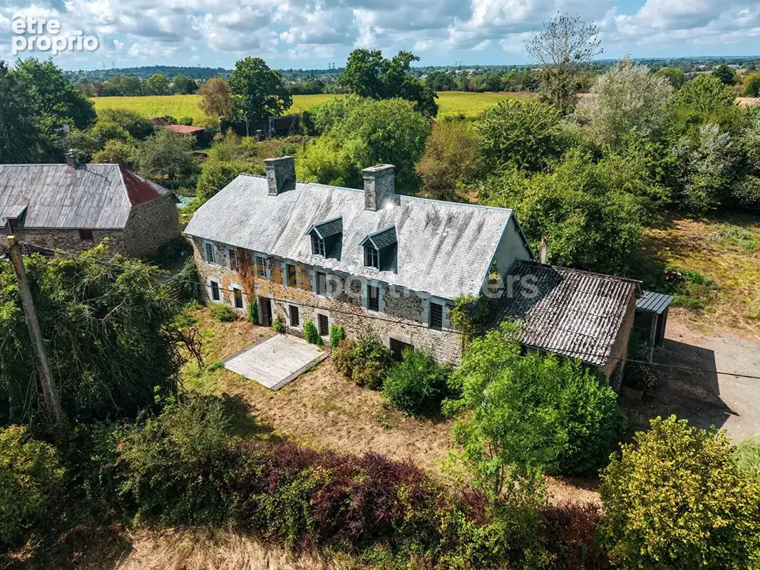 Maison à SAINT-MARTIN-DE-BONFOSSE