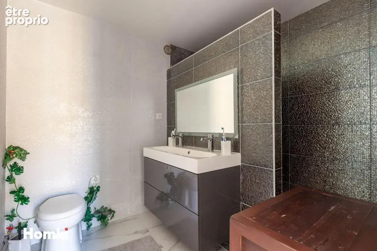 Appartement T4 de 85 m² à Marseille 13013, Traverse Grandjean - photo 6