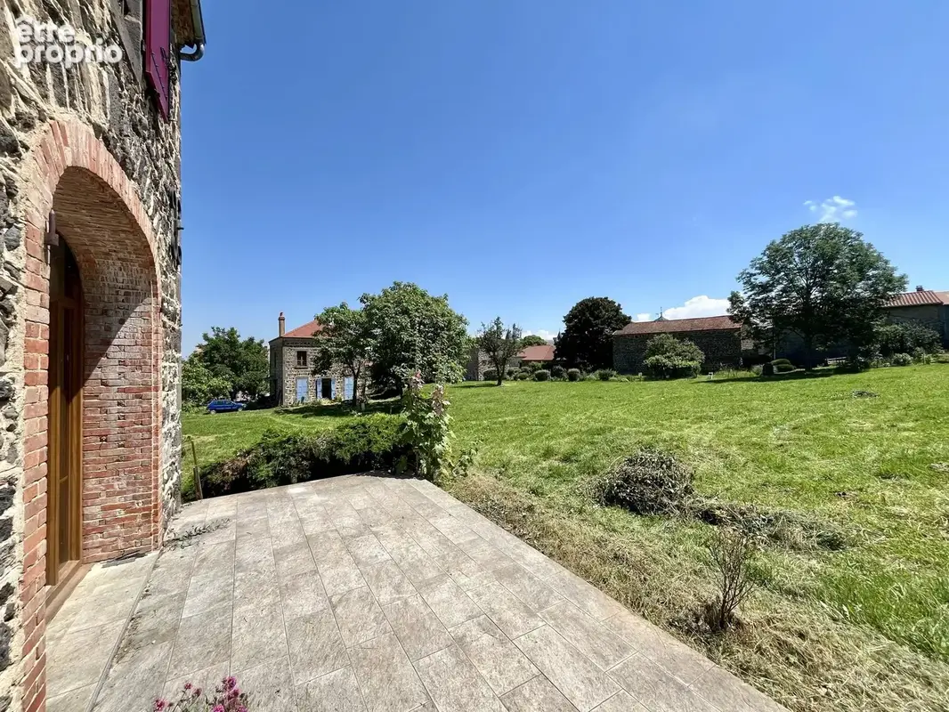 Maison rénovée sur terrain - photo 17
