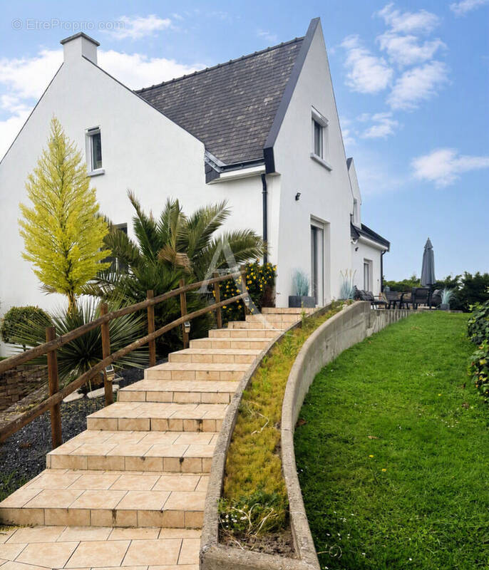Maison à ISSE