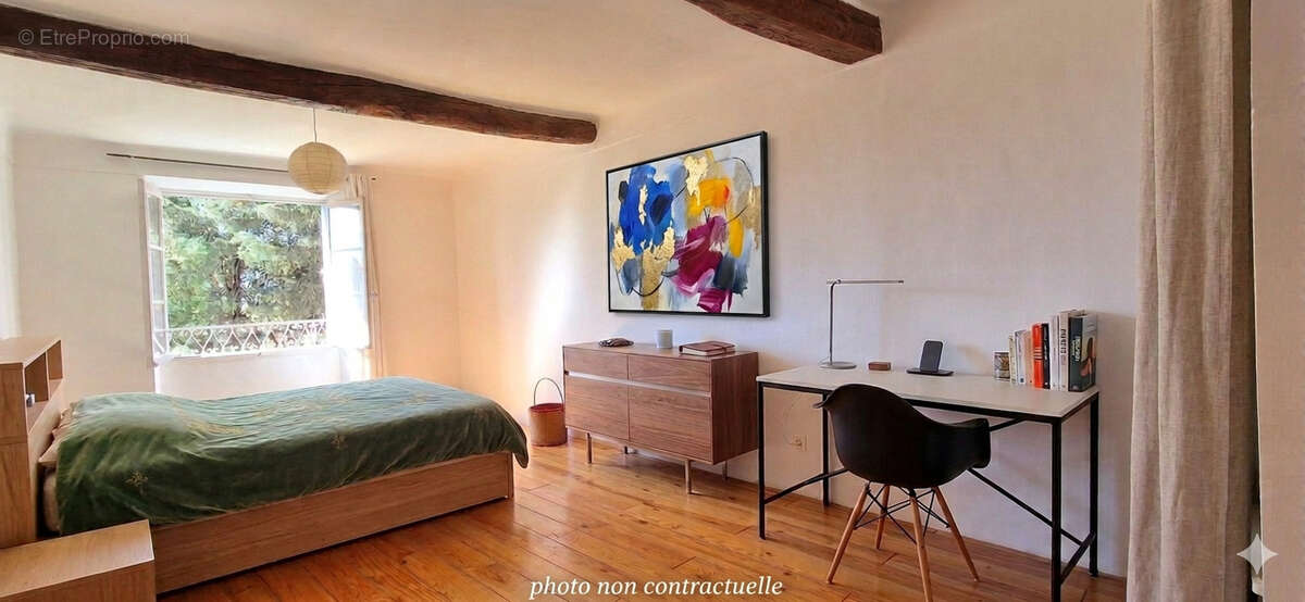 Appartement à VALLAURIS