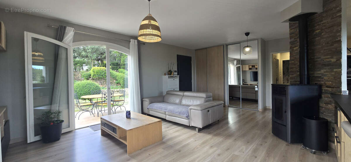 Maison à JONQUERETTES