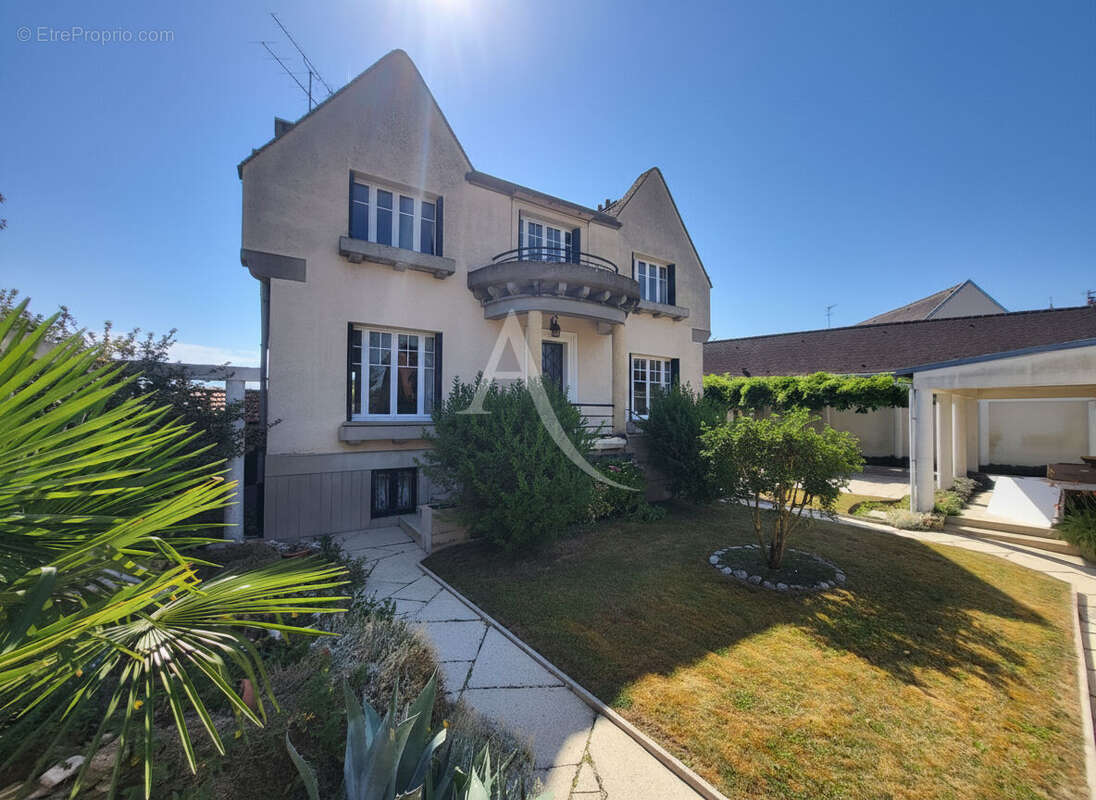 Maison Briarde avec sous sol - photo 17