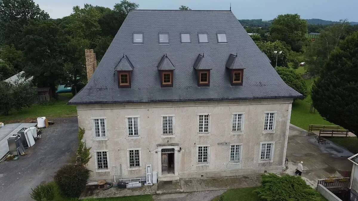Maison à NAVARRENX