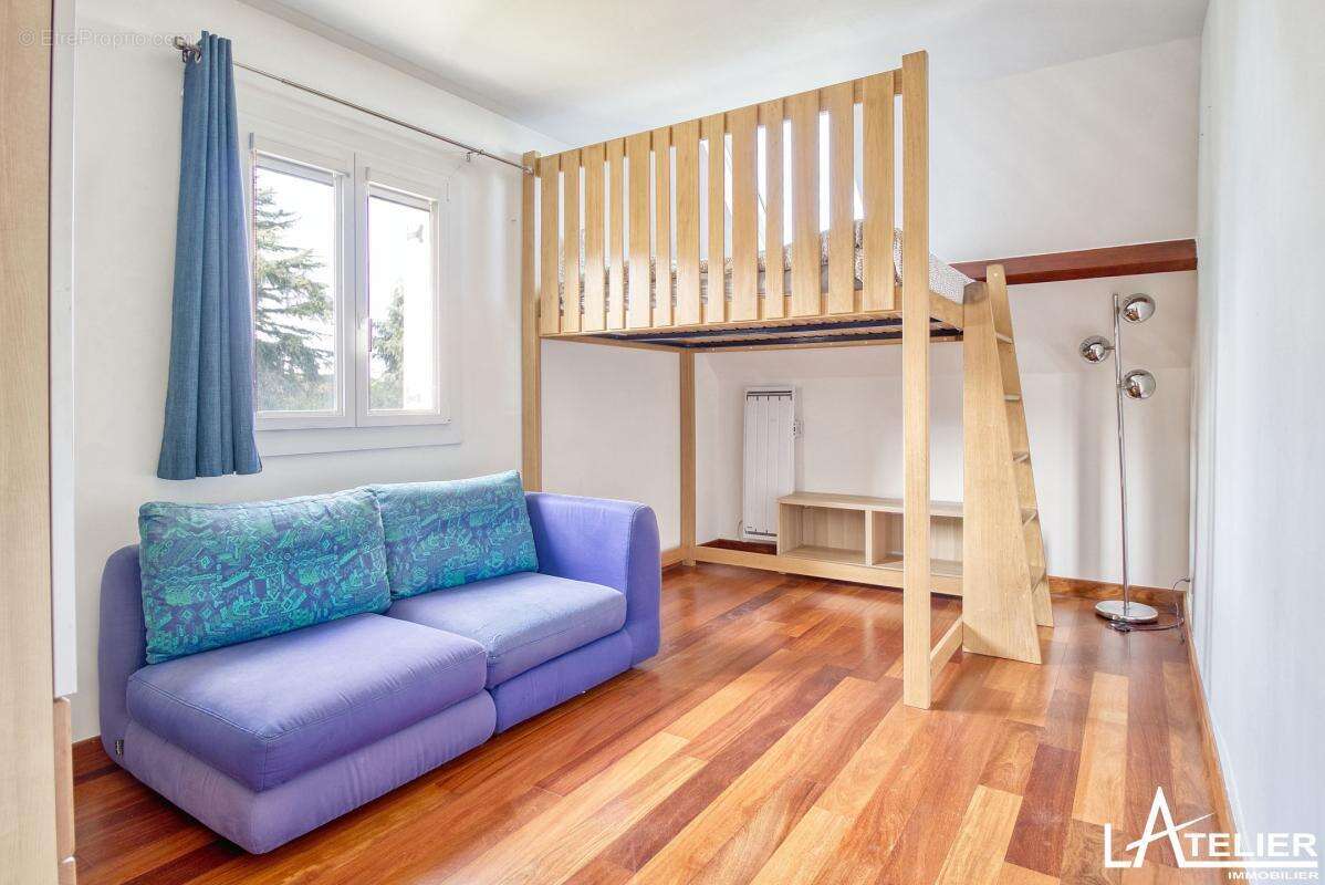 Maison à MAREIL-MARLY