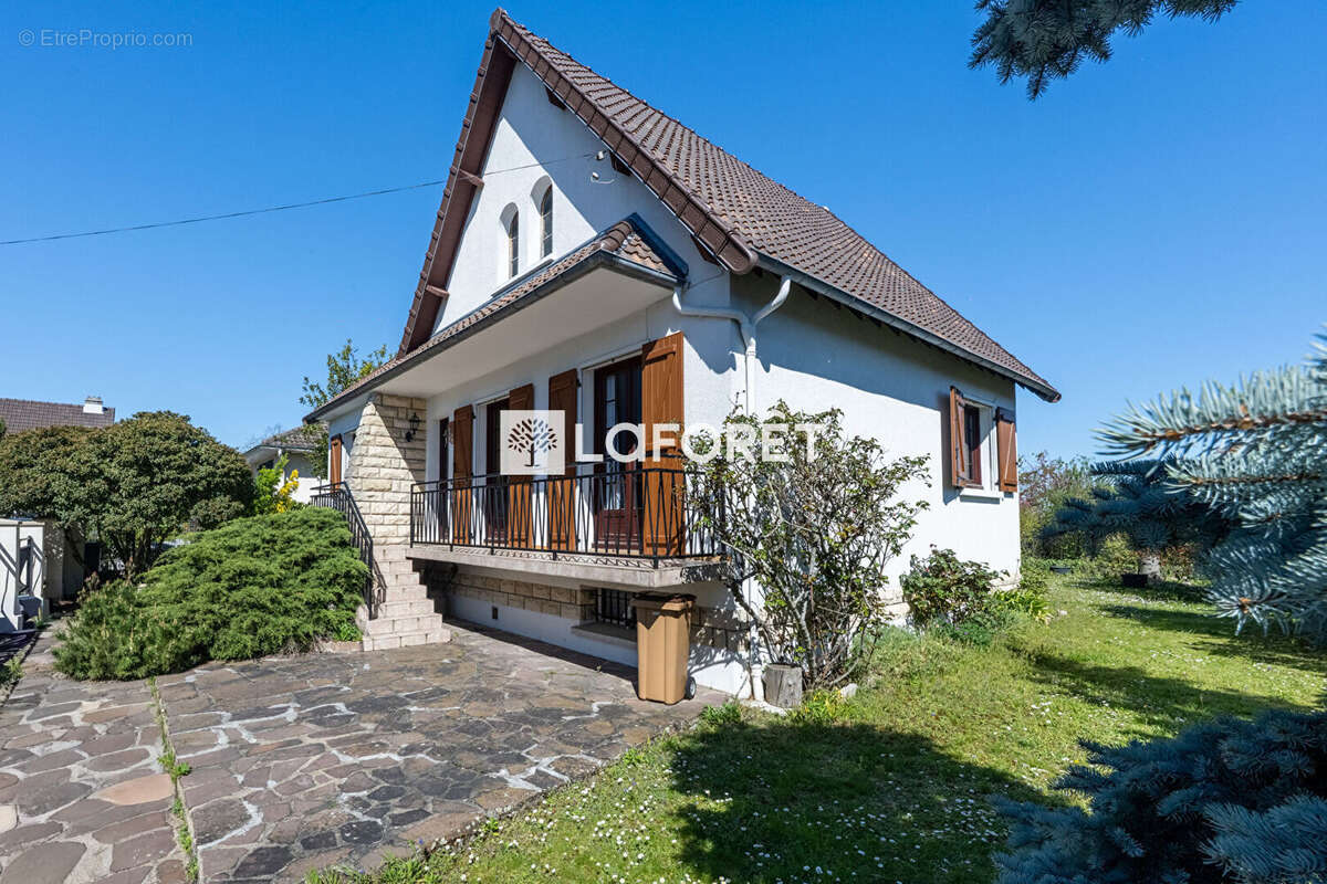 Maison à CONFLANS-SAINTE-HONORINE