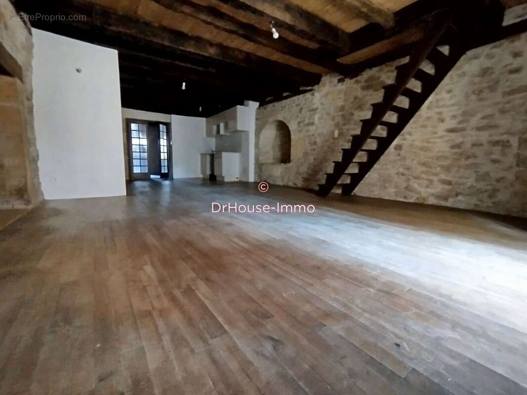 Maison 151 m² à Montignac  - photo 7