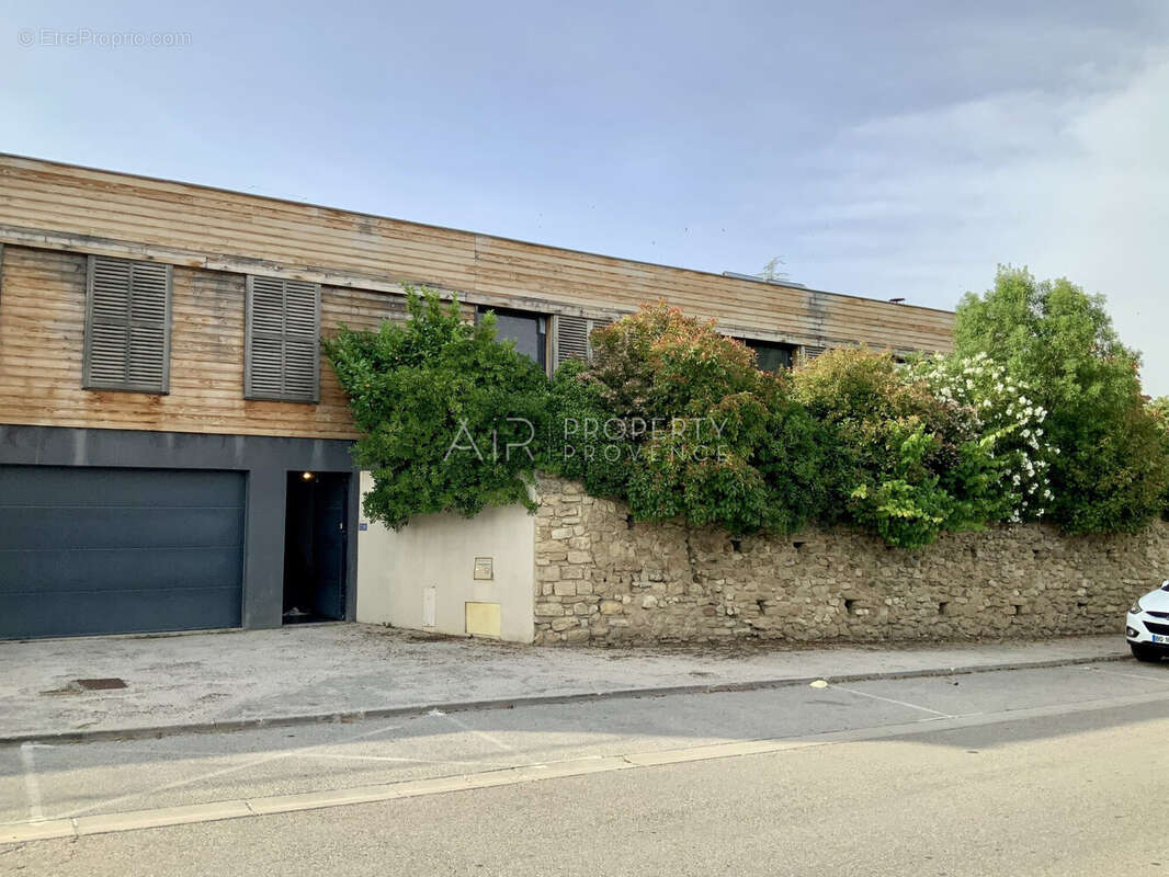 Maison à LA TOUR-D'AIGUES