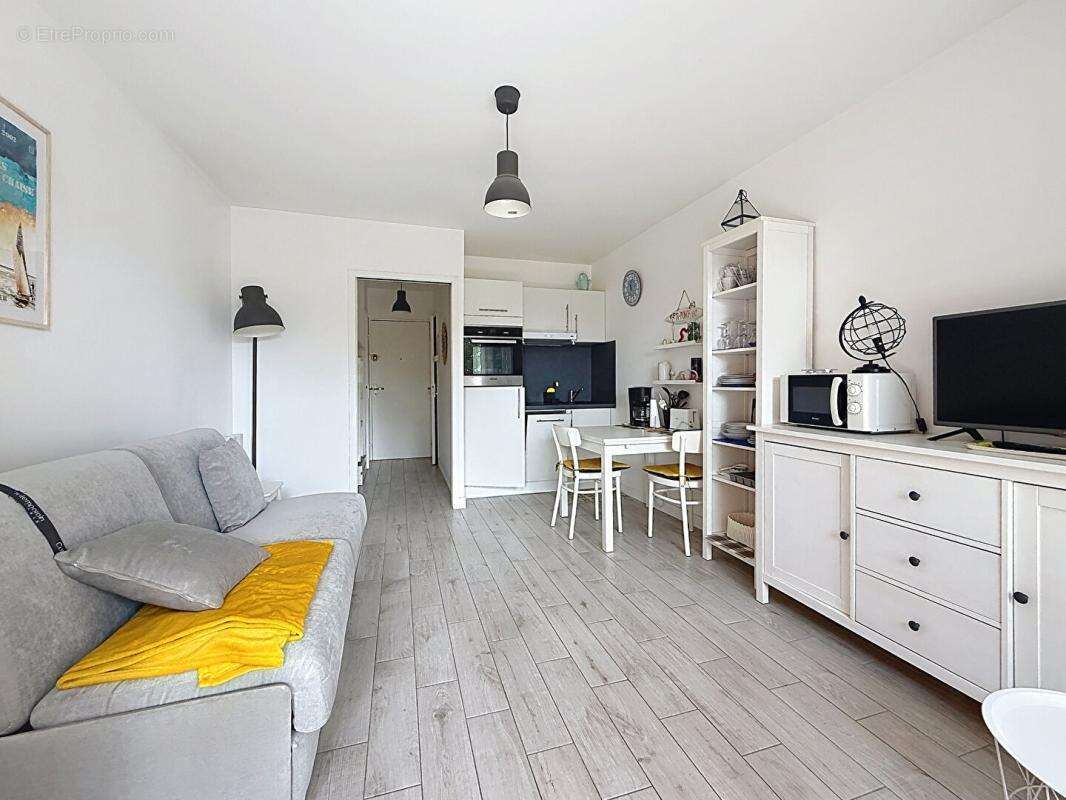 Proche  plage et commerces - photo 3