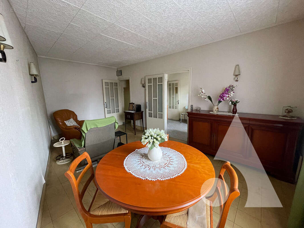 Appartement à PIERREFONDS