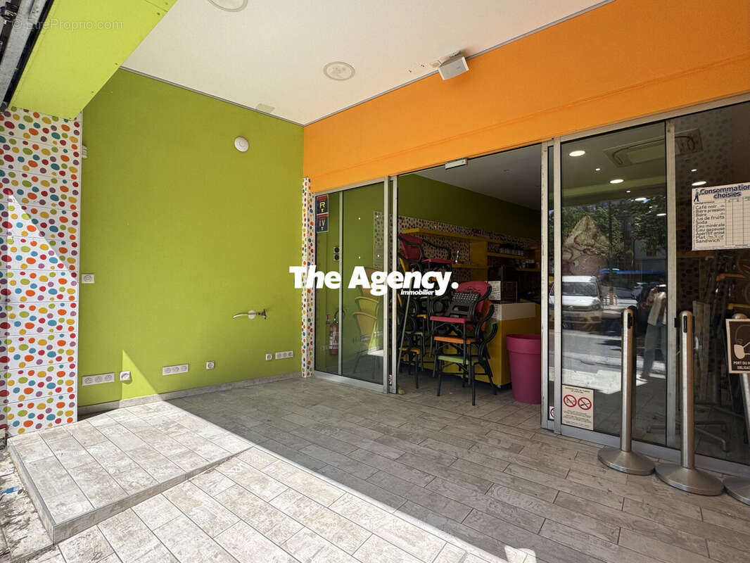 Autre à MARSEILLE-6E