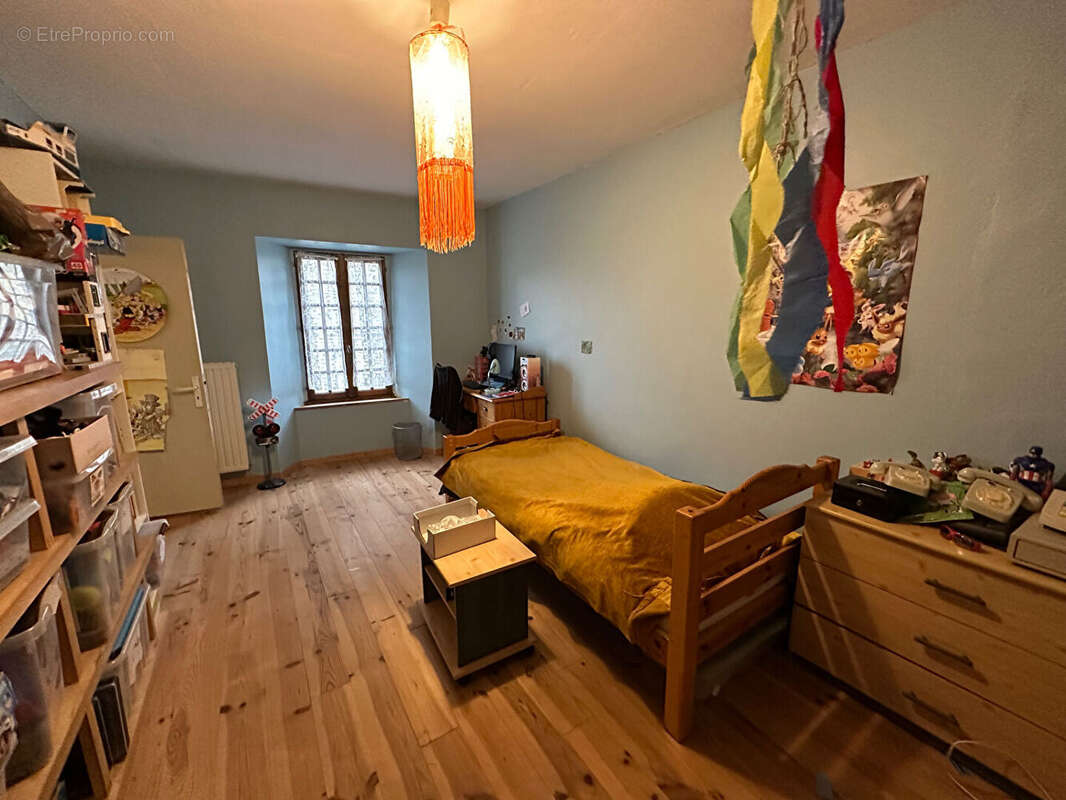 Maison à LA FEUILLIE